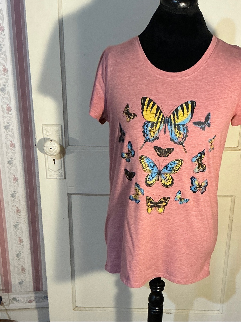 Women's Pink Butterfly Short-Sleeve Graphic Tee